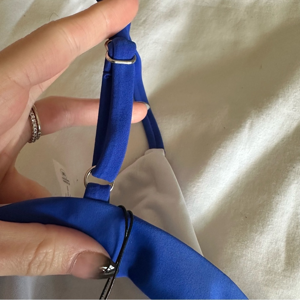 Blue Bikini - Picture 6 of 9